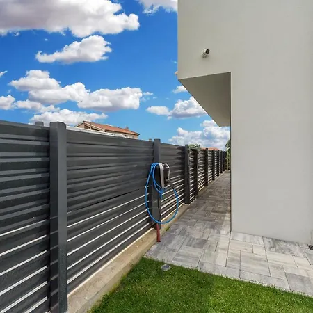 House On First Floor 2258 Dom wakacyjny Pula