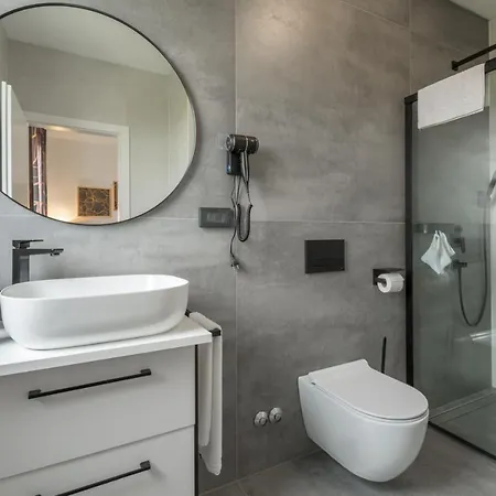 House On First Floor 2258 Tatil Evi Pula