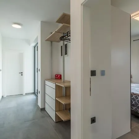 Semesterbostad House On First Floor 2258