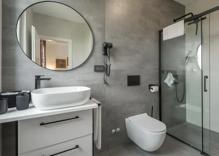 House On First Floor 2258 بيت للعطل بولا